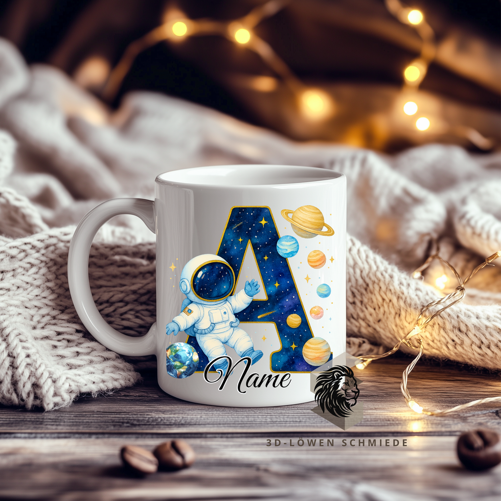 Astronauten Tasse A–Z personalisiert mit Wunschname, perfekte Geschenkidee für Kinder & Erwachsene, Buchstaben Motiv für Kaffee & Tee