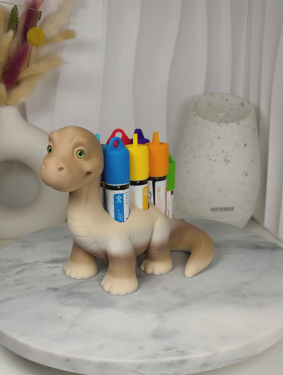 doTERRA Kids Collection Aufsteller für Ätherische Öle, Dino „Milo“ Platz für 7x 10ml Roll-Ons stilvolle Aufbewahrung, Praktisch, Einzigartig
